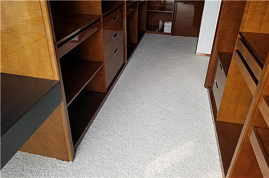 衣帽間純色系鋪裝